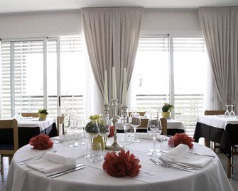 Kiss Beachfront Hotel & Restaurant - Cervia - Restaurant