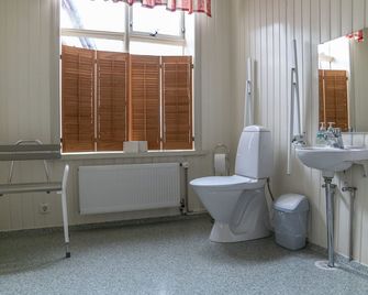 Guesthouse Isafjordur Gamla - Isafjordur - Bathroom