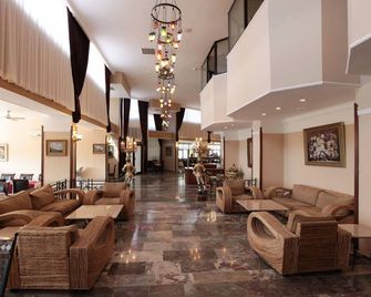 Club Yali Hotels & Resort - Gümüldür Cumhuriyet - Lobby