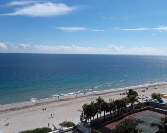 Ocean View, Beachfront, Ocean Manor, In The Heart Of Fort Lauderdale - Fort Lauderdale - Playa