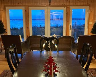 Tranquility At Meadowvieux - Watersmeet - Dining room