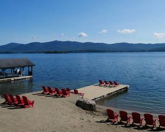 The Stone Gate Resort - Lake George - Beach
