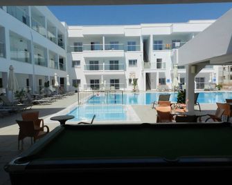 Evabelle Napa Hotel Apartments - Ayia Napa - Pool