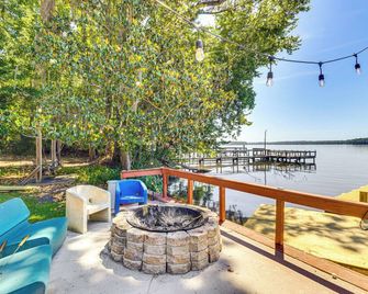 Cottage on the Lake: Near Tallahassee & Quincy! - Quincy - Patio