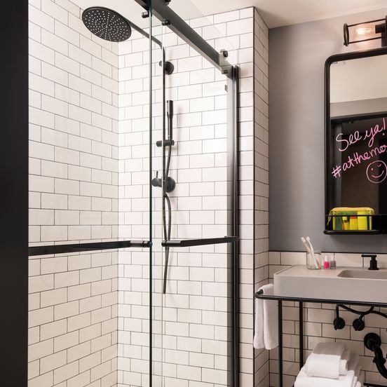Moxy Seattle Downtown image 1