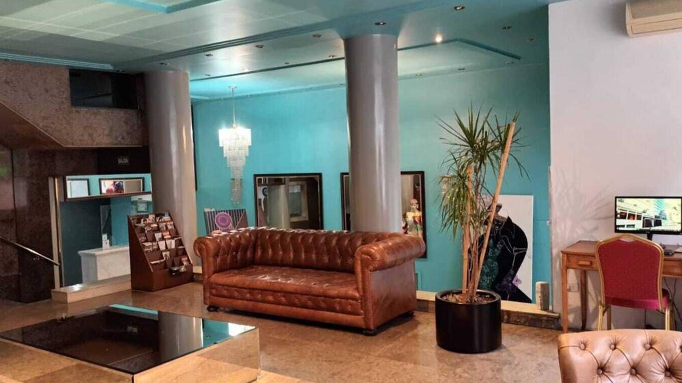 Hotel Tres Sargentos