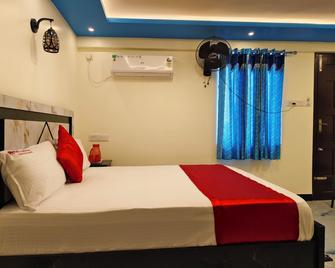 Soniamahi Inn - Nagarkovil - Schlafzimmer