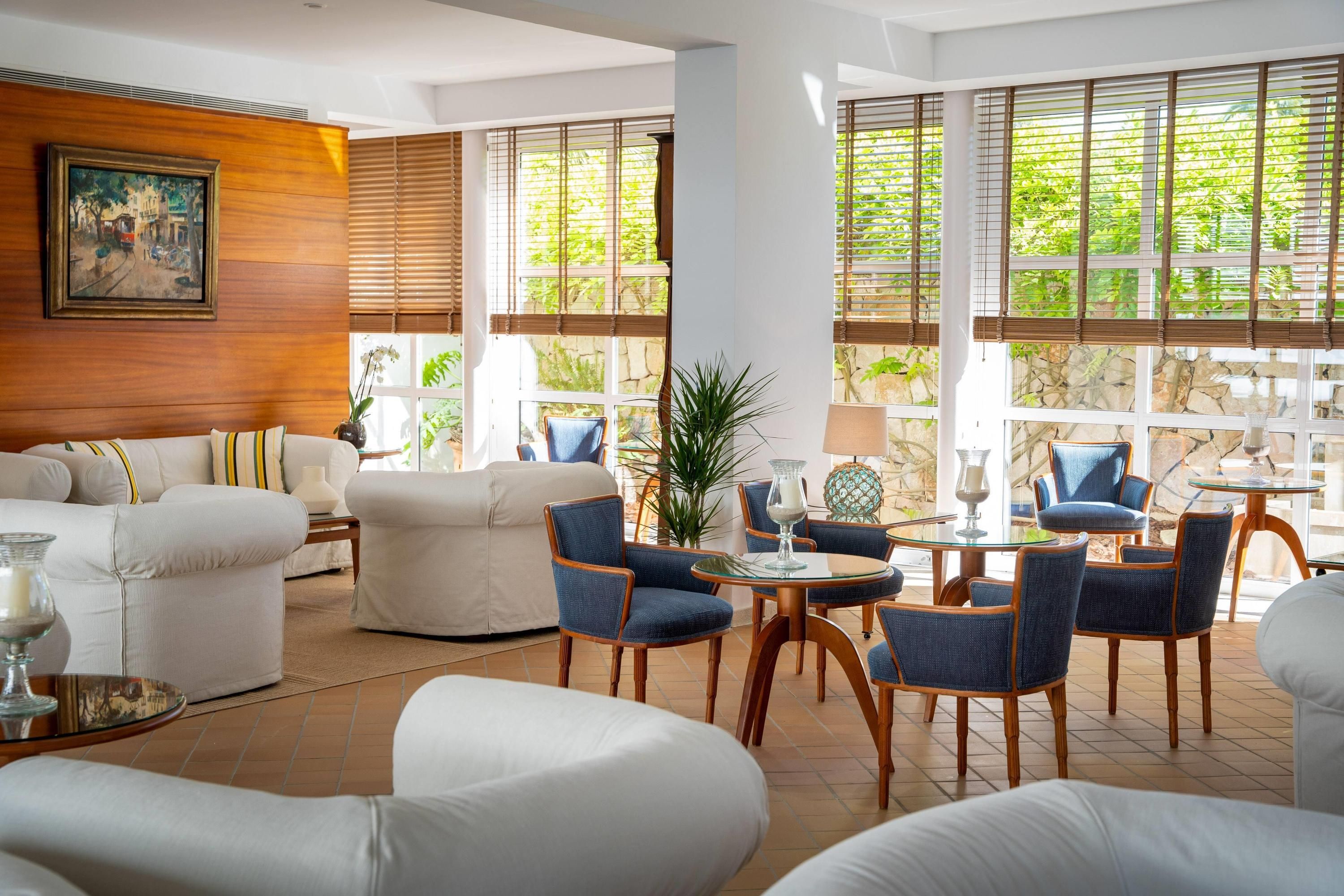 ميليا كالا دور بوتيك هوتل - كالا دي اور - ردهة