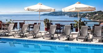 Poseidon Villas - Skiathos - Pool