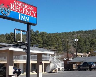 American Regency Inn - Williams - Edifici