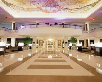 Waterfront Cebu City Hotel & Casino - Cebu City - Lobby