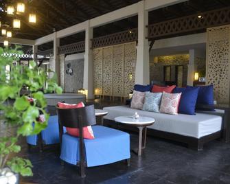 The Grand Southsea Khaolak Beach Resort - Khao Lak - Patio
