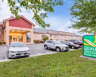 Quality Inn & Suites - Carthage - Edificio