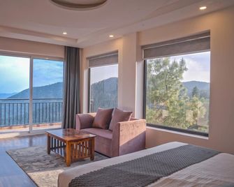 hardys retreat - Chail