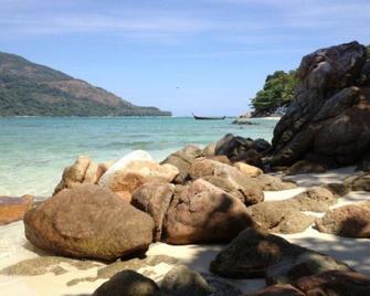 Lipe Sunset Beach Resort - Ko Lipe