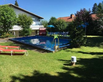 Hotel Del Sol - Bad Wildungen - Pool