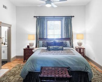 Luxury getaway, Where the Vampire Diaries was filmed. Hollywood of the South! - Covington - Habitación