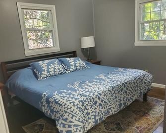 Comfortable Cozy Walk To Camc Hospital - Charleston - Chambre