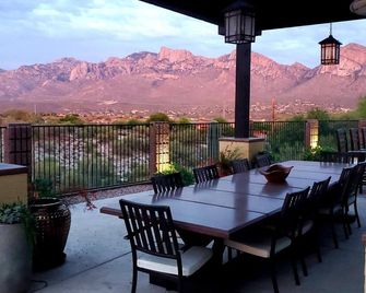 Private Resort Style Newly Remodeled, Brilliant Catalina Views, 2 Master Suites - Oro Valley - Balkon