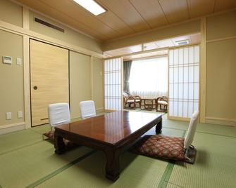 Shigisan Kanko Hotel - Sango - Essbereich