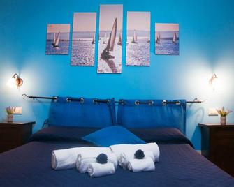 Il Cortile - Double room 103 - Custonaci - Schlafzimmer