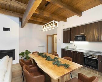 Sueños del Garmo by BeValle - Panticosa - Küche