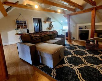 Downen House Bed & Breakfast - Pueblo - Salon