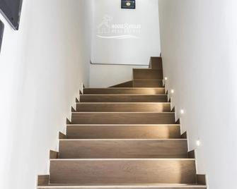 Corso Barocco Luxury Rooms & Suites - Noto - Escaleras