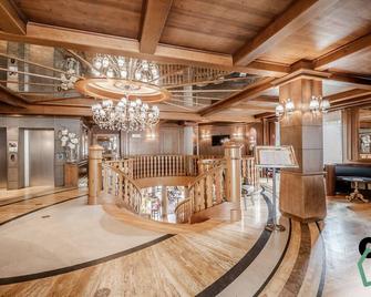 Hotiday Room Collection - Campiglio Pradalago - Madonna di Campiglio - Lobby