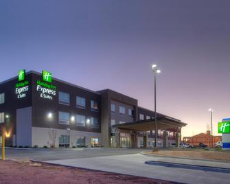 Holiday Inn Express & Suites Van Horn - Van Horn - Gebäude