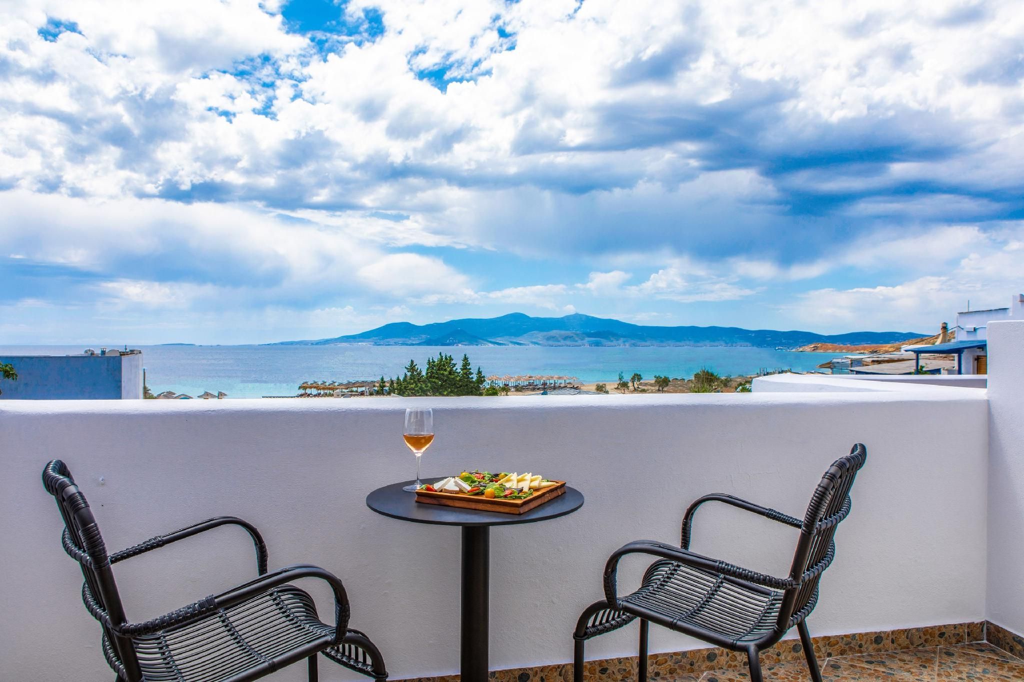 أريادن هوتل