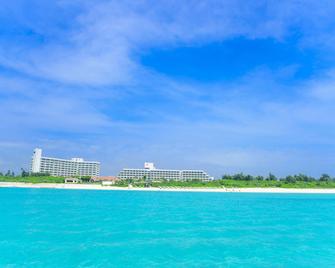 Miyakojima Tokyu Hotel & Resorts - Miyakojima - Building