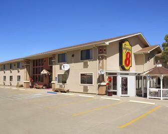 Super 8 by Wyndham Las Vegas - Las Vegas - Building
