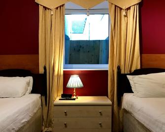 جلينلوسي جيست هاوس - دومفريز - غرفة نوم