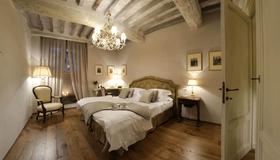 La Corte Di Ambra - Cortona - Phòng ngủ