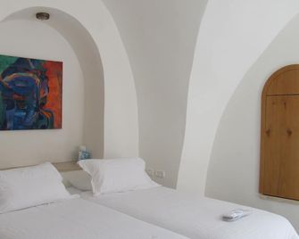Legatia - Jerusalem - Bedroom