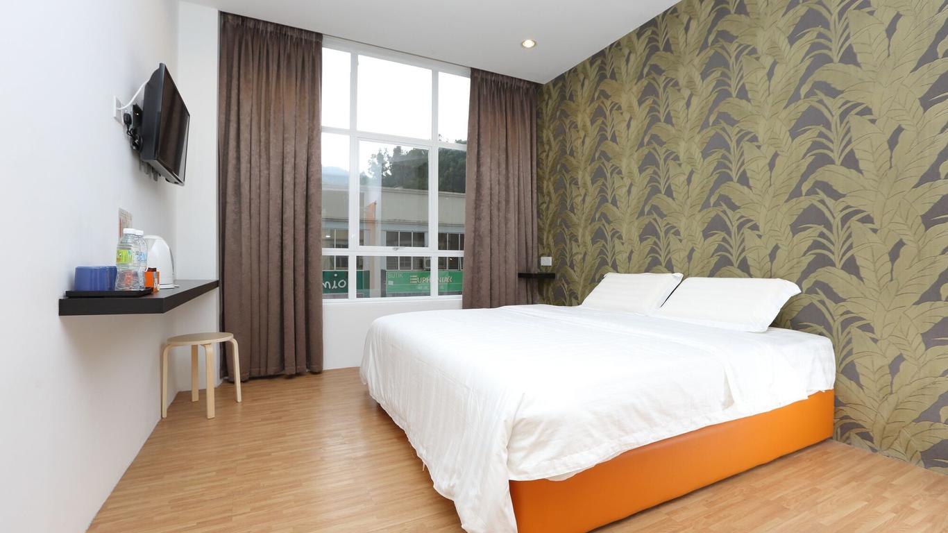 1 هوتل تامان كونوت