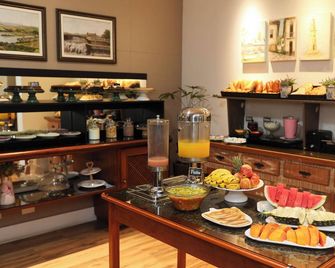 Voa Hotel Rezende - Lambari - Buffet