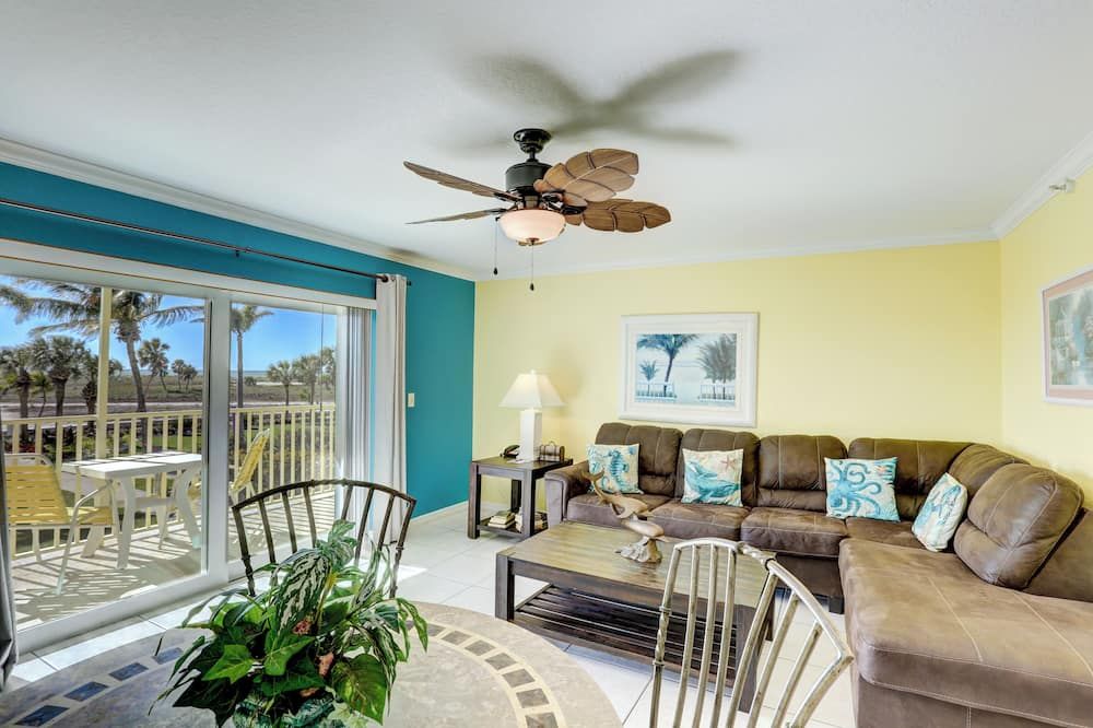 South Beach Condo Hotel - Treasure Island - Soggiorno