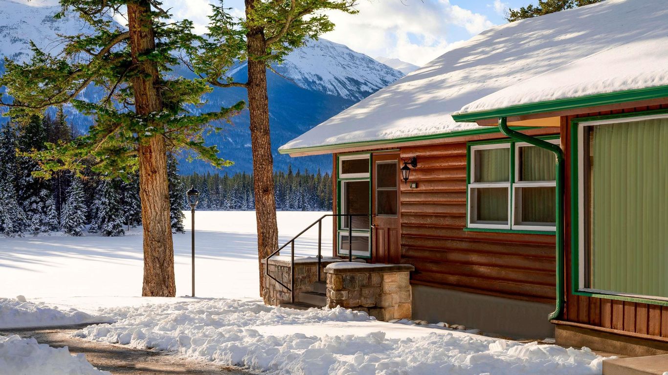 Fairmont Jasper Park Lodge