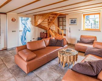 Nice home in Lübeck with kitchen - Lubeka - Pokój dzienny