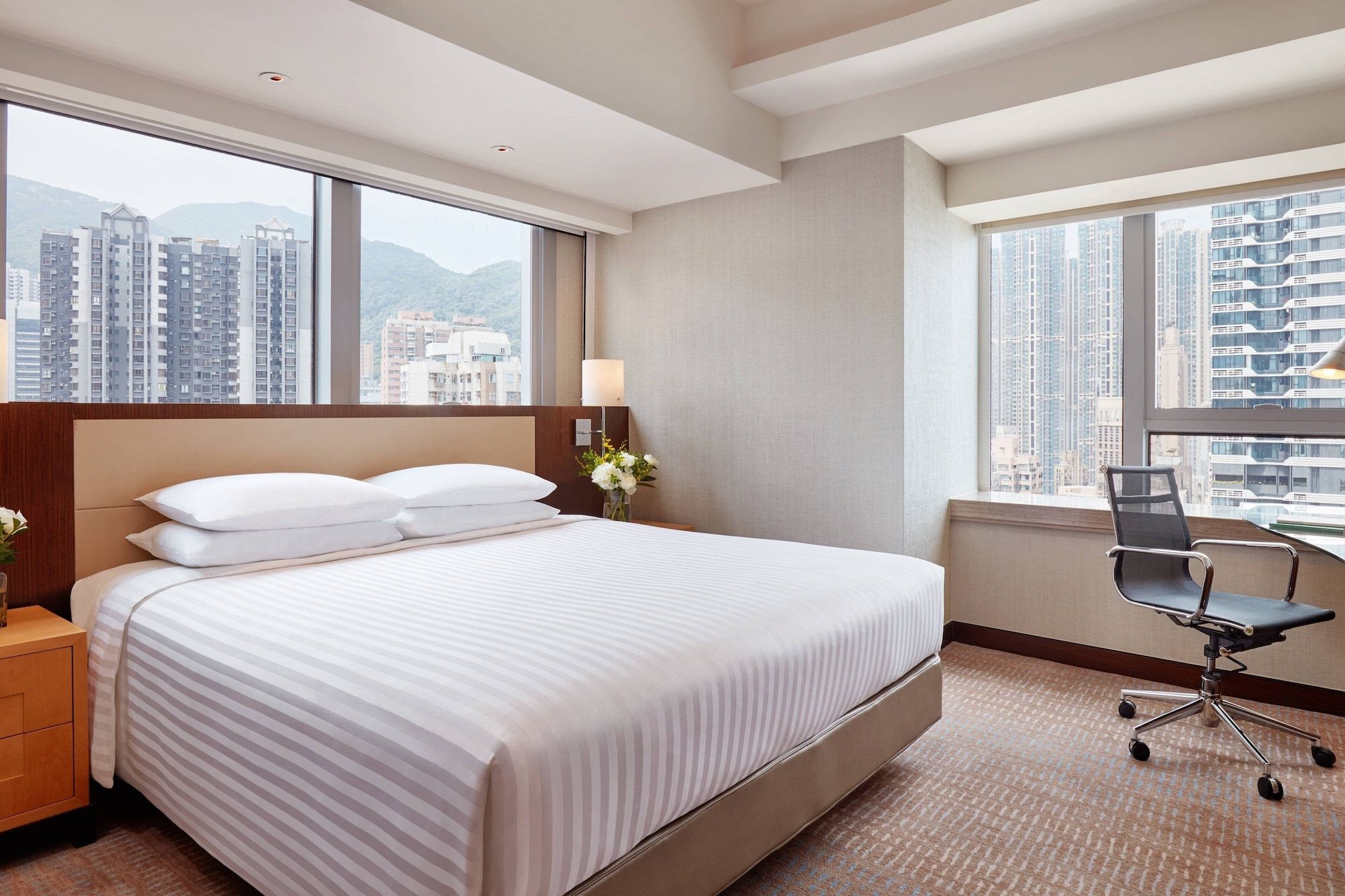 Courtyard by Marriott Hong Kong - Hong Kong - Bedroom