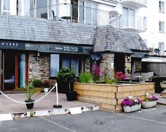 Sawyers Bed and Breakfast - Looe - Outdoor view