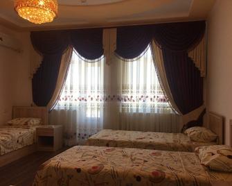 Daryo Hostel - Bukhara - Bedroom