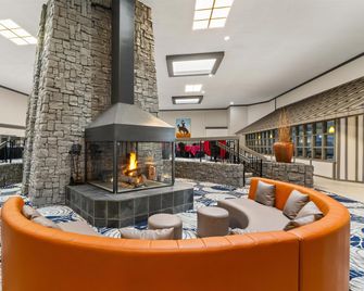 Red Lion Hotel & Conference Center Cheyenne - Cheyenne - Lobby