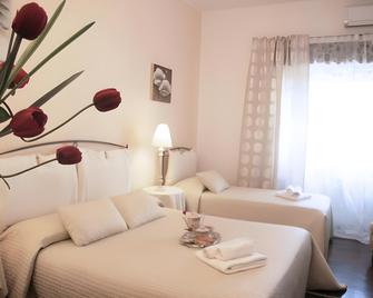 Casamore Rooms - Verona - Camera da letto