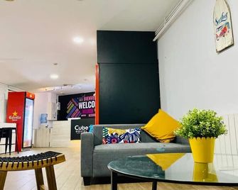 Mellow Hostel Barcelona - Barcelona - Sala de estar