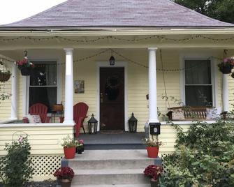 Sunny, Cozy Studio in Old Town Longmont - Longmont - Building