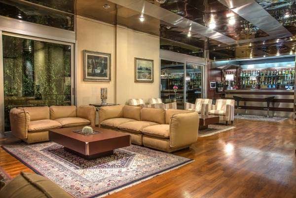 ميني بالاس هوتل - فيتربو - ردهة