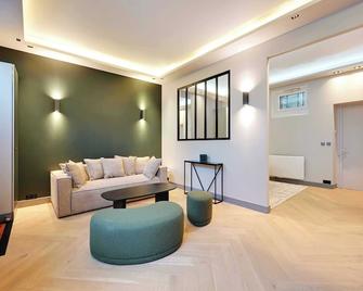 Appartement Chic - 1br 4p - Tour Eiffel Invalides - פריז - סלון